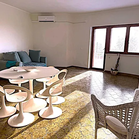 House With Terrace And Direct Access To The Castellabate