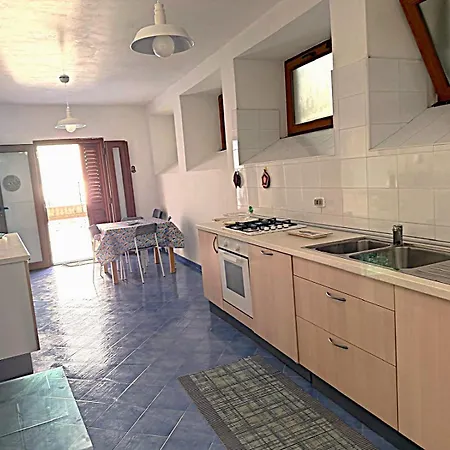 Apartment House With Terrace And Direct Access To The Castellabate