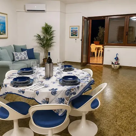 Appartement House With Terrace And Direct Access To The *